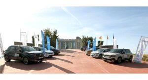 Stellantis y CNAE organizan jornadas para guiar a las autoescuelas en su transición hacia la nueva movilidad