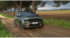 Nuevo Jeep® Avenger: la evolución de la libertad compacta. Pedidos abiertos hoy para la Edición Especial 85º Aniversario.