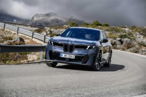 El BMW iX3 obtiene la calificación máxima de cinco estrellas en la nueva y más estricta prueba Euro NCAP.