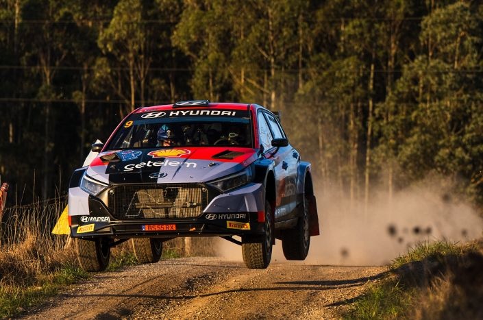 Pepe López y David Vázquez se quedan sin podio en el Rally Princesa de Asturias por un pinchazo